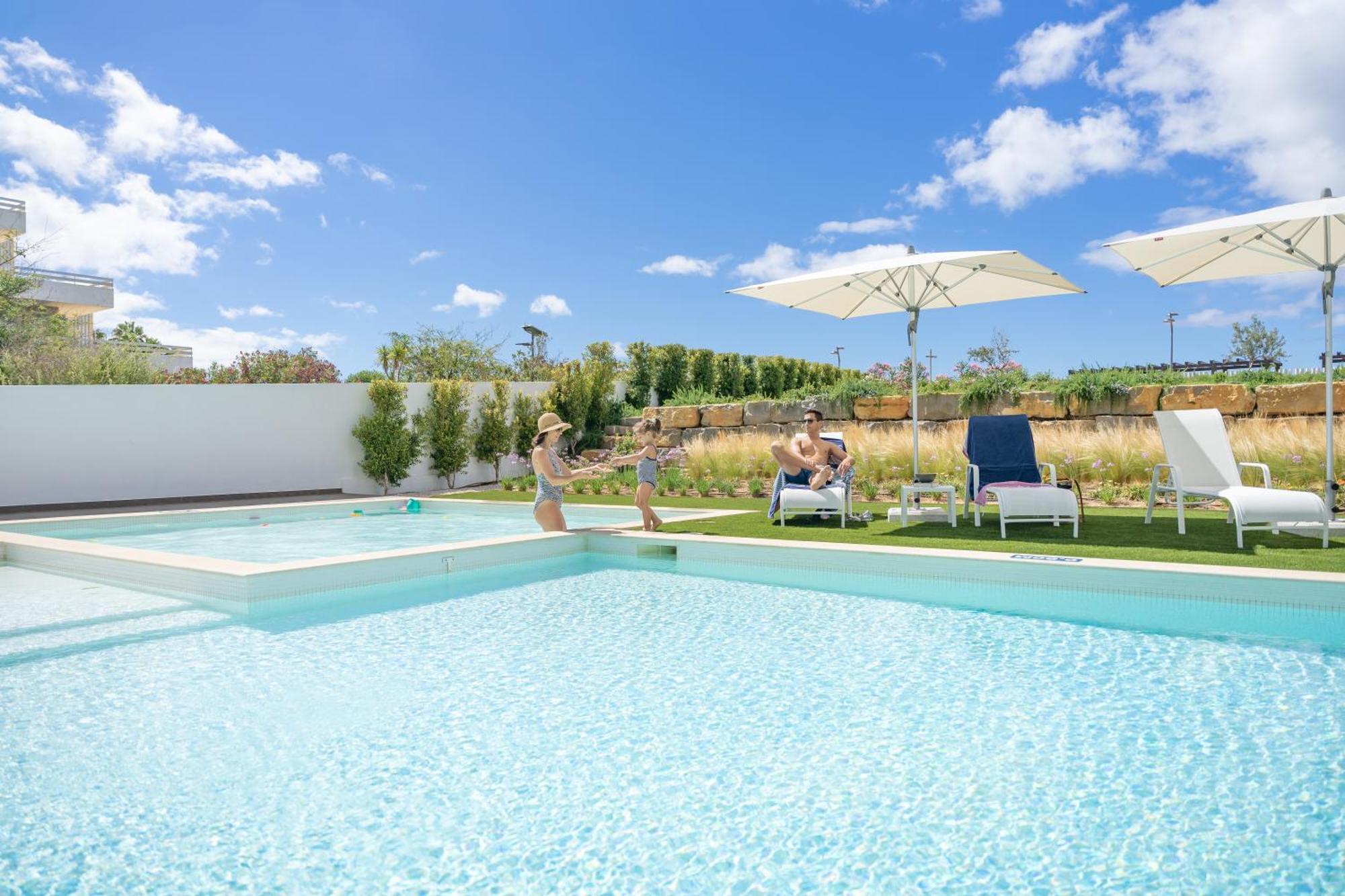 Shantivillas Portimao Exterior photo